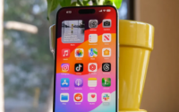 现在你只应该买一款 iPhone